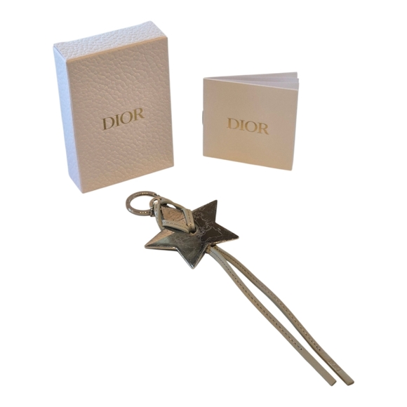 Christian Dior Silvertone Star Bag Charm Key Chain - Picture 1 of 5